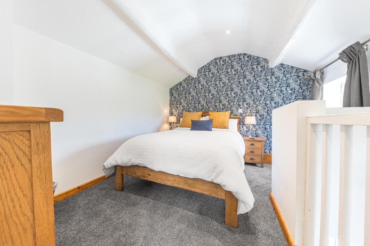 The Black Dog Apartment Dalton-in-Furness Dış mekan fotoğraf
